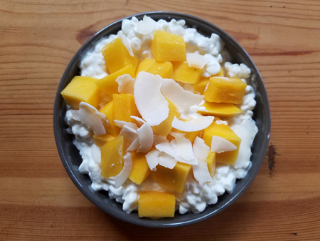 Mango with Cottage Cheese and Coconut