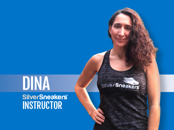Dina, instructora de SilverSneakers EN VIVO